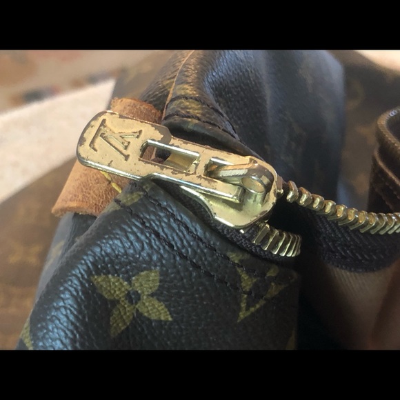 Louis Vuitton Keepall 55 Duffel Weekend/Travel - Picture 6 of 8